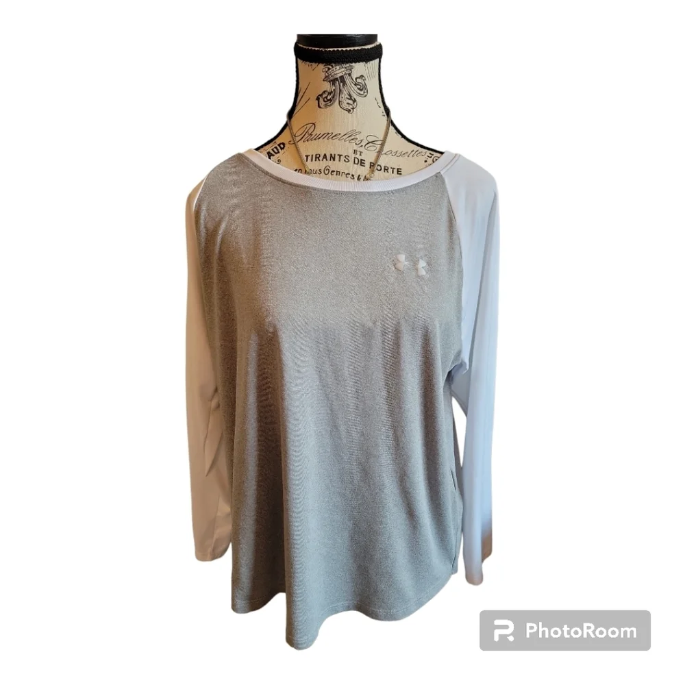 NWOT Under Armour Heat Gear Mock Neck Long Sleeved Shirt - Picture 3 of 8